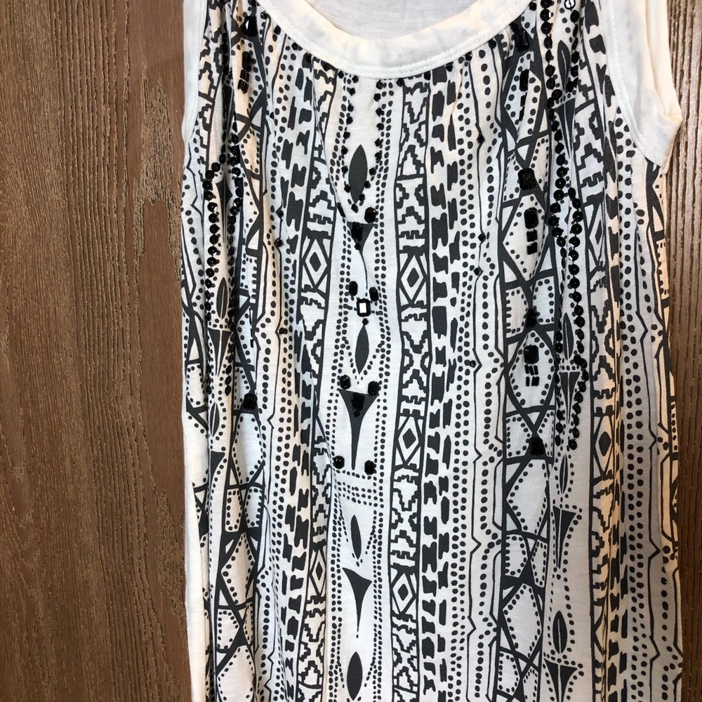 True Grit Rhinestone Pattern Tank - Picture 2 of 3